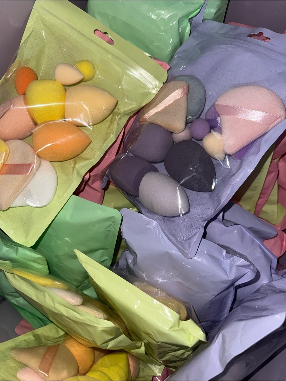 Beauty Blenders (pack of 11 small & large) Brand New